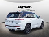 New 2025 Jeep Grand Cherokee Summit image 4