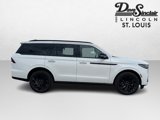 New 2025 Lincoln Navigator Reserve image 4