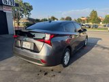 Used 2021 Toyota Prius LE image 6