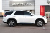 New 2025 Nissan Pathfinder Platinum image 5