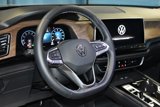 Certified 2024 Volkswagen Atlas SE w/ Black Wheel Package image 2