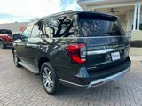 Used 2024 Ford Expedition Limited image 3
