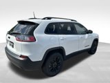 Used 2023 Jeep Cherokee Altitude Lux image 4