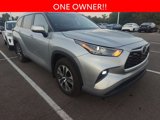 Used 2024 Toyota Highlander XLE image 3