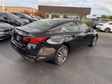 Used 2024 Nissan Altima 2.5 SV image 5
