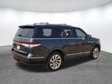 Used 2024 Lincoln Navigator Reserve image 3
