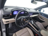 Certified 2025 Porsche Macan Electric image 4