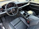 Used 2024 Porsche Cayenne image 4