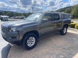 Used 2024 Nissan Frontier SV image 3