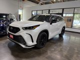 New 2025 Toyota Highlander XSE image 4