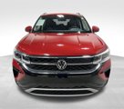 Used 2024 Volkswagen Taos SEL image 3