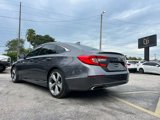 Used 2018 Honda Accord Touring image 3