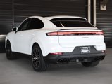 Certified 2024 Porsche Cayenne Coupe image 3