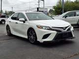 Used 2018 Toyota Camry SE image 3
