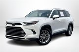 Used 2024 Toyota Grand Highlander Platinum image 2