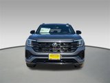 New 2025 Volkswagen Atlas Cross Sport SEL R-Line image 2