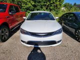 Used 2015 Chrysler 200 Limited w/ Convenience Group image 2