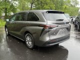 Used 2024 Toyota Sienna LE image 5