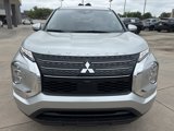 New 2025 Mitsubishi Outlander ES image 2