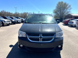 Used 2019 Dodge Grand Caravan SXT image 2