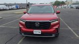 Used 2023 Honda Pilot Touring image 4