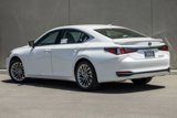 New 2025 Lexus ES 300h w/ Luxury Package image 3