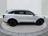 Used 2024 Kia Sorento S image 4