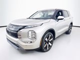 New 2025 Mitsubishi Outlander SE image 3