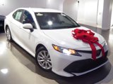 Used 2019 Toyota Camry LE image 2