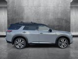 New 2025 Nissan Pathfinder Platinum image 4