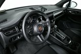 Certified 2025 Porsche Macan image 4