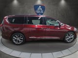 Used 2017 Chrysler Pacifica Limited image 6