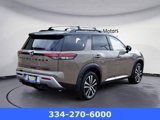 New 2025 Nissan Pathfinder Platinum w/ Black Appearance Package image 5