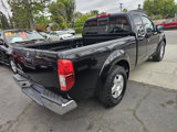 Used 2016 Nissan Frontier SV image 6