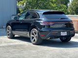 Used 2024 Porsche Macan image 3