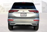 New 2025 Mitsubishi Outlander SE image 4