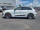 New 2025 Audi SQ6 e-tron Prestige image 2