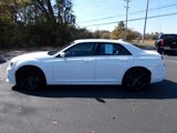 Used 2022 Chrysler 300 Touring L w/ Popular Equipment Group image 6