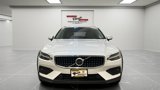 Used 2024 Volvo V60 B5 Cross Country Plus image 2