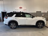 New 2025 Nissan Pathfinder Platinum image 2