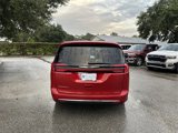 New 2026 Chrysler Pacifica Select image 4