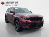 Used 2024 Jeep Grand Cherokee Altitude image 3