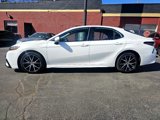 Used 2022 Toyota Camry SE image 5