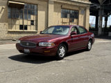 Used 2001 Buick Le Sabre Custom w/ Luxury Pkg image 2