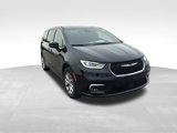 New 2026 Chrysler Pacifica Select image 3
