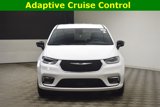 New 2025 Chrysler Pacifica Select image 2