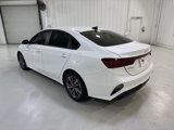 Used 2023 Kia Forte LXS w/ LXS Technology Package image 3