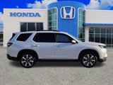 New 2025 Honda Pilot Touring image 2