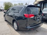 Used 2022 Chrysler Voyager LX image 5