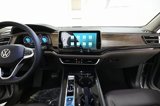 New 2025 Volkswagen Atlas SEL image 2